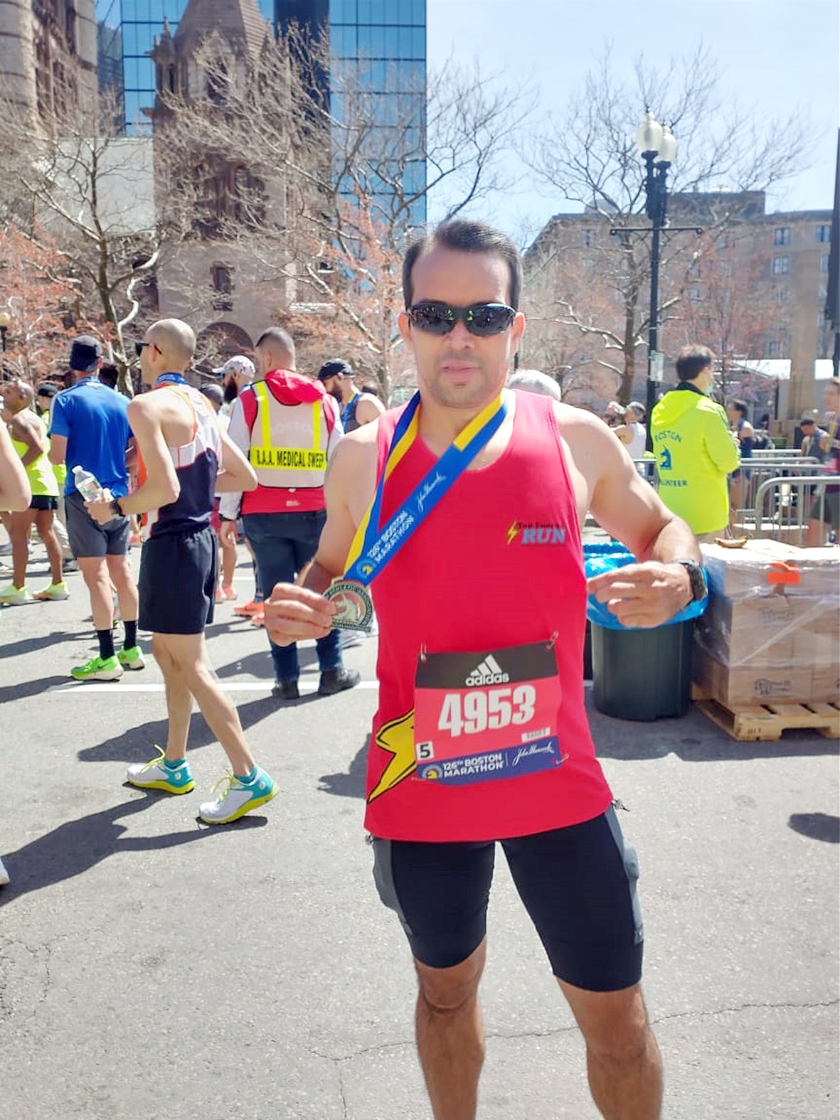 Nos EUA, morador de Hortolândia completa Maratona de Boston, a mais antiga do mundo