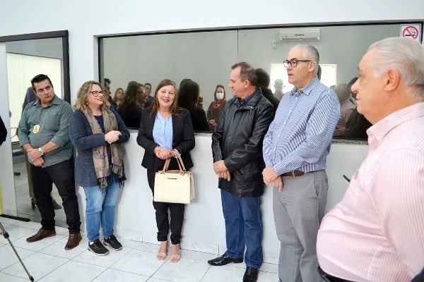 Leitinho e autoridades inauguram 'Sala Lilás' na Delegacia de Nova Odessa