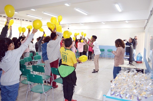 ONG Expandindo Amor promove ação do ‘Setembro Amarelo’ na EE Jd. Orquídeas