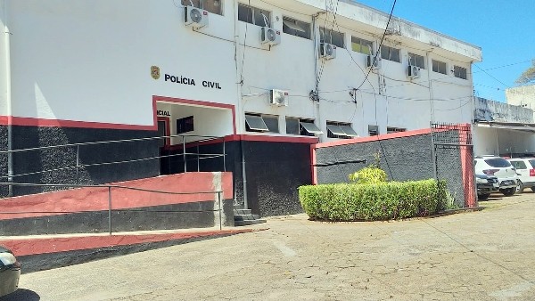 Assaltantes levam R$ 15 mil em dinheiro de idoso em Sumaré