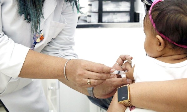 Região começa vacinar crianças entre seis meses e dois anos contra Covid esta semana