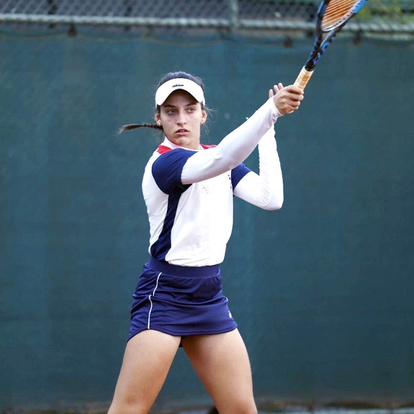 Manuela Ganciar é vice-campeã de duplas no Brasileiro de Tênis
