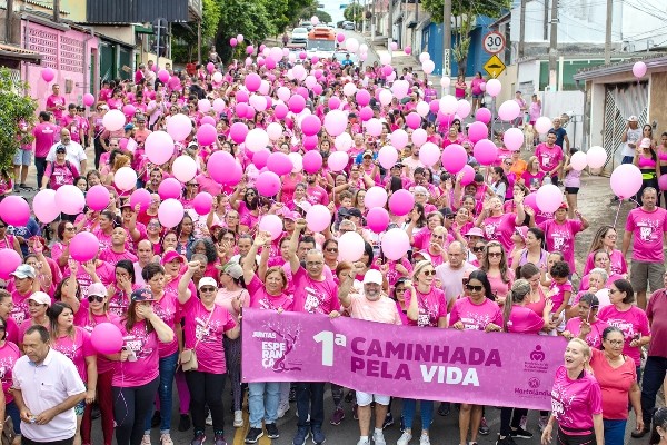 Com cartaz, 1ª ‘Caminhada pela Vida’ reúne 1 mil pessoas em Hortolândia