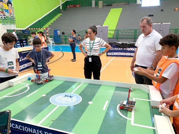 Olimpíada de Robótica reúne centenas de crianças em Nova Odessa
