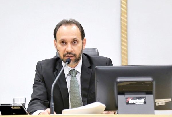 Ministério Público questiona Du Cazellato sobre audiências públicas