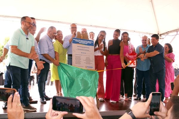 Inauguração de creche municipal é marcada por emoção em Hortolândia
