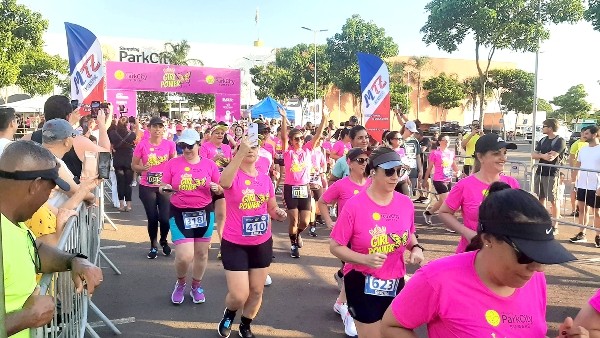 ParkCity reúne mais de 700 mulheres na Let’s Run Girls