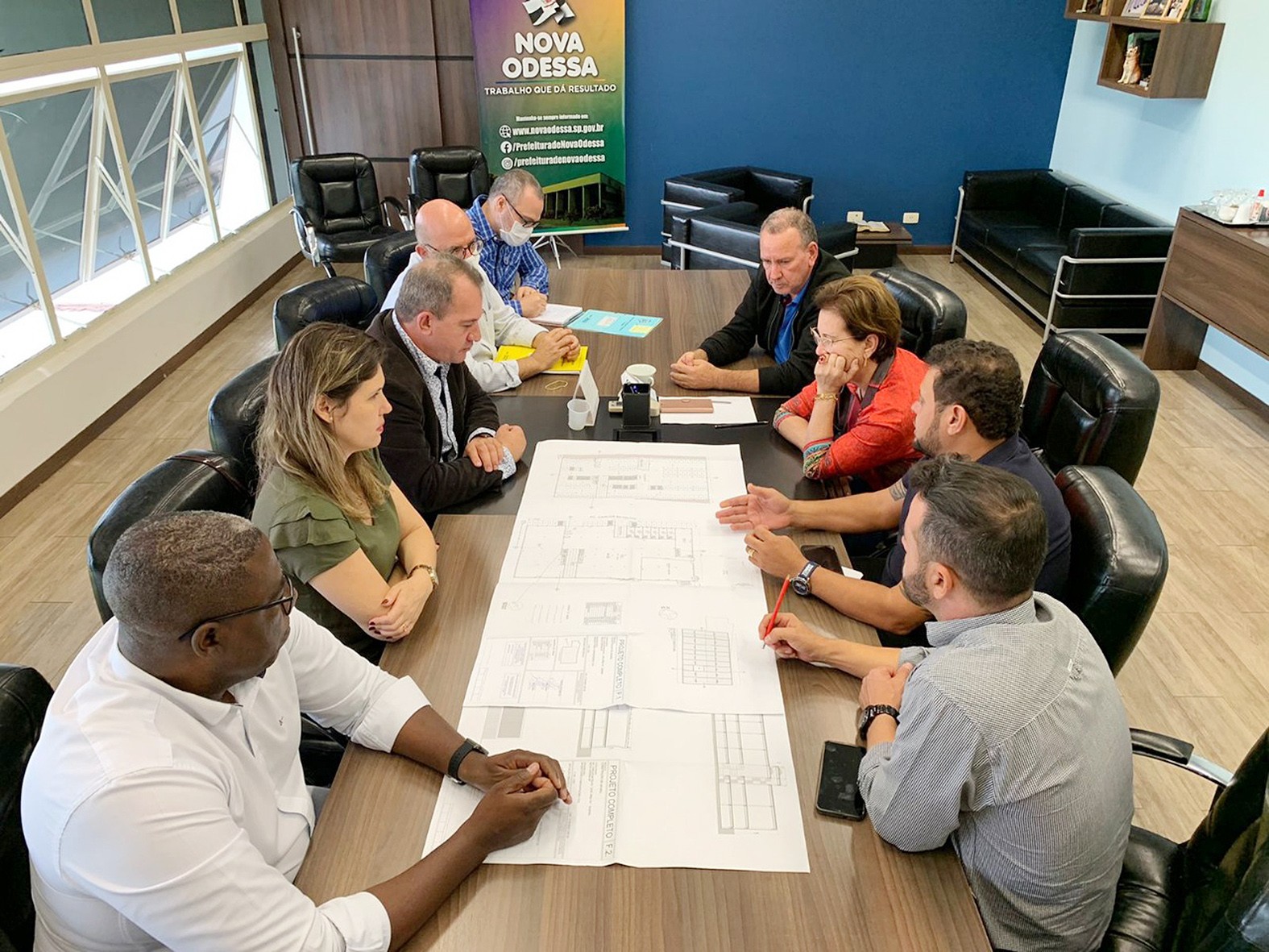 Leitinho anuncia shopping na Avenida Carlos Botelho e geração de 500 empregos