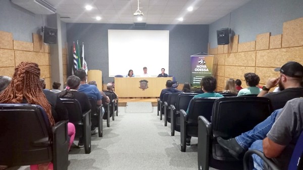 Comerciantes discutem novas regulamentações para feiras em N. Odessa