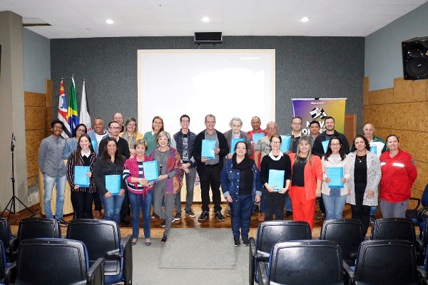 Leitinho anuncia subsídios para mais três entidades beneficentes em 2023