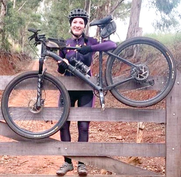 Pedal da Madrugada reúne ciclistas no propósito de ‘cuidar do outro’ e manter vida saudável