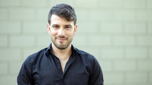 ‘O humor transforma e o riso cura’, diz ator de Sumaré após batalha contra o câncer