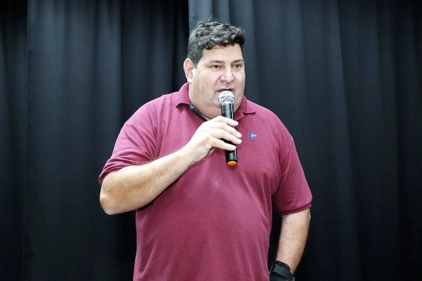 Brischi não comparece mais uma vez em oitiva da Comissão Processante e faz defesa por carta