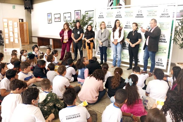 Desenhos de alunos sobre o novo Plano Diretor Sustentável de Nova Odessa vira exposição