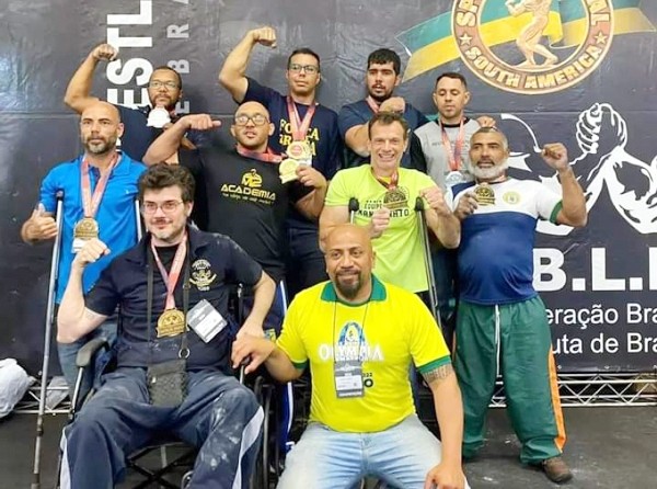 Hortolandense conquista título de campeão brasileiro de luta de braço pela 8ª vez