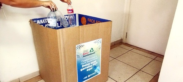 Hortolândia coloca caixas em locais públicos para receber garrafas PET para ‘Natal Sustentável’