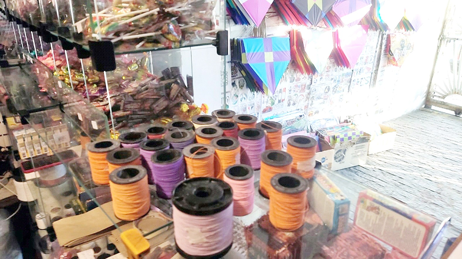 Linhas cortantes usadas em pipas serão apreendidas e destruídas em Sumaré