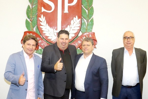 Brischi se encontra com Tarcísio em busca de soluções contra enchentes