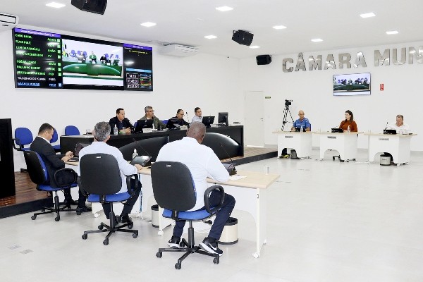 Câmara de Nova Odessa aprova férias, 13º e passa a ter 11 vereadores em 2025