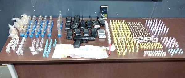 Homem é preso por tráfico na comunidade Jardim Adelaide