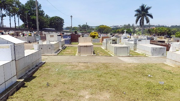Monte Mor regulamenta permuta de terreno para ampliação de cemitério