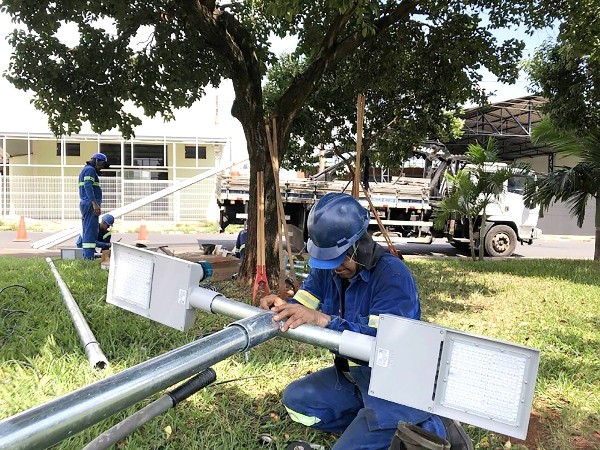 Hortolândia avança em eficiência energética com novas luminárias de LED