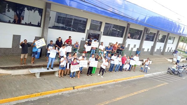 Em protesto, moradores de Monte Mor reivindicam ‘valor justo’ para IPTU