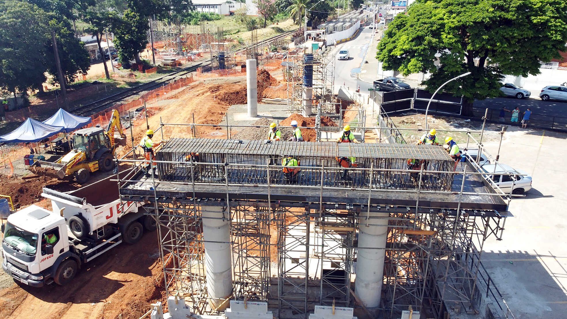 Obras do viaduto no Jardim Primavera estão em 85% e previsão de entrega é final de agosto