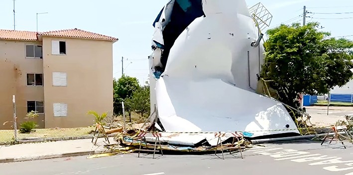 Reservatório de água desaba em condomínio de Hortolândia