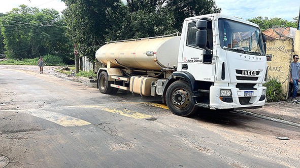 Prefeitura de Nova Odessa faz operação de limpeza após chuvas torrenciais