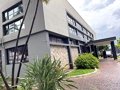 Sumaré cita compromisso com obras e tenta evitar bloqueio de R$ 7,5 milhões