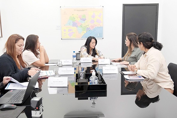 Primeira-dama de Monte Mor alinha projetos com Estado