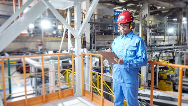 Multinacional PPG oferece vagas de estágio para estudantes em Sumaré