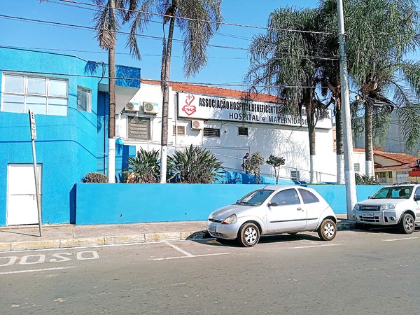 Pacientes enfrentam longa espera no atendimento do Hospital de Monte Mor