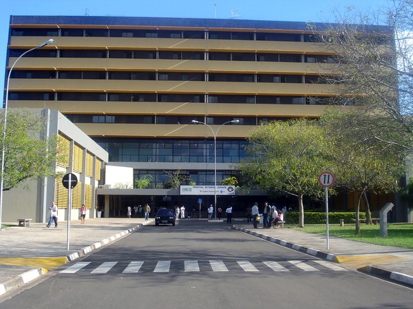 Funcamp vence chamamento público e continua na administração do HES