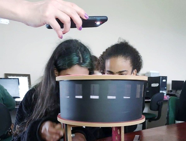 Estudantes de Hortolândia criam desenhos com Núcleo de Cinema