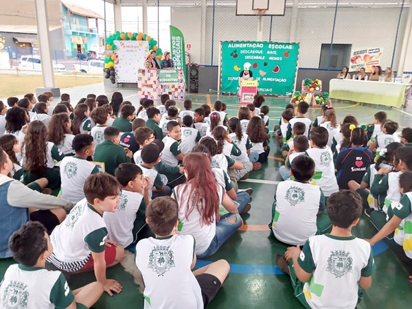 Sumaré usa teatro para transformar hábitos alimentares nas escolas da rede municipal