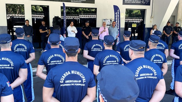 Prefeito Chico recepciona 37 novos guardas municipais em Americana