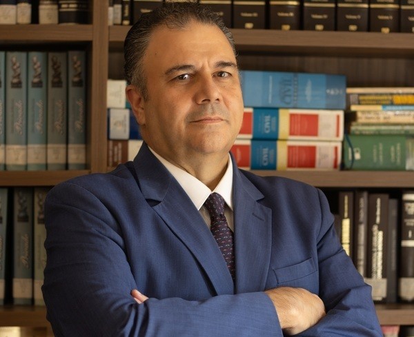 Advogado Pedro Maciel analisa cenário político e faz críticas à extrema-direita