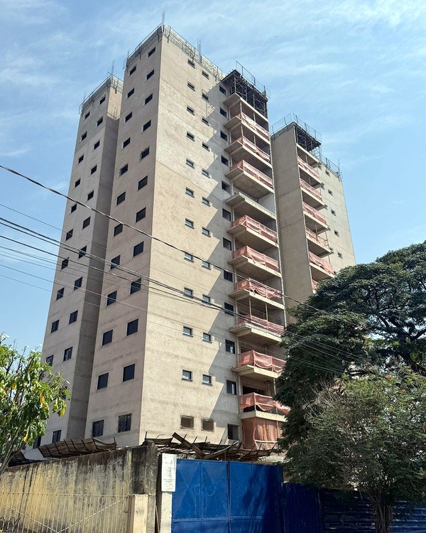 Obra parada de construtora em Nova Odessa leva indignação à rede social