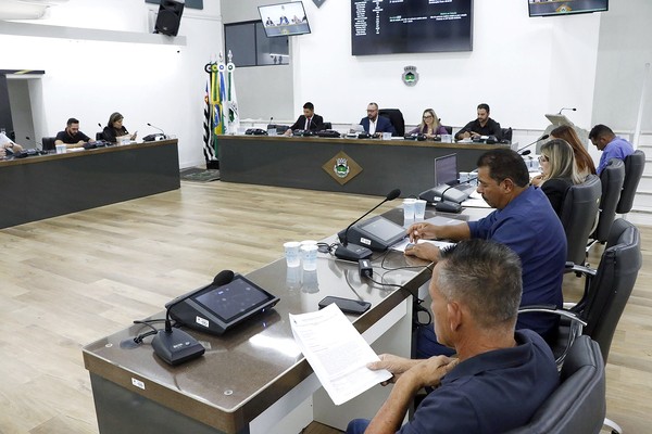 Após pedido de Murilo, Câmara retira projeto da taxa do lixo em Monte Mor