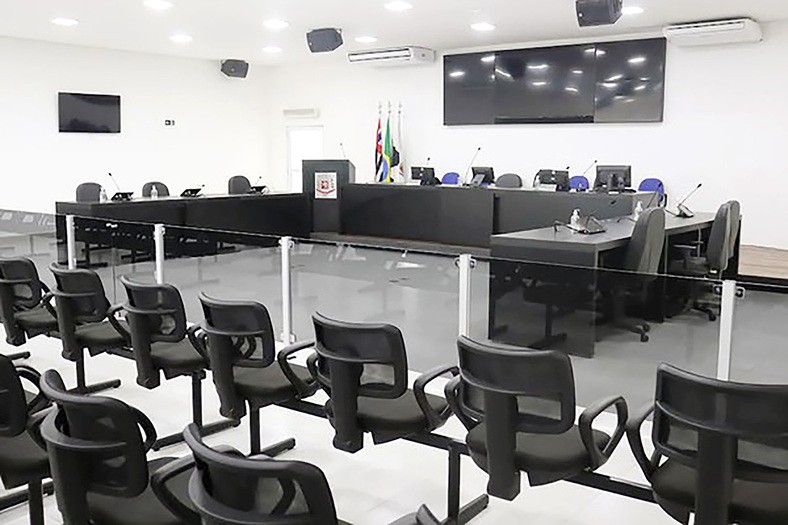 Mesa Diretora quer conversão parcial de férias em dinheiro a servidores em comissão da Câmara de Nova Odessa
