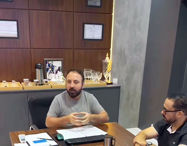 Henrique investe R$ 35 milhões no terceiro setor e critica decreto de Lula