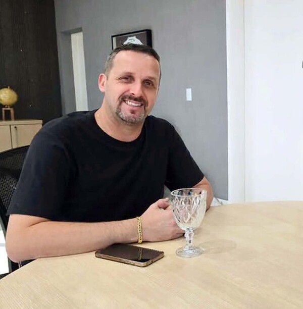 Daniel Laranjeira promulga afastamento de Cafu e vira 1º na linha sucessória