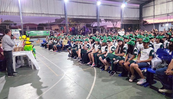 Sumaré celebra formatura do PROMAD com 180 alunos da EMEF Profª Neusa de Souza Campos