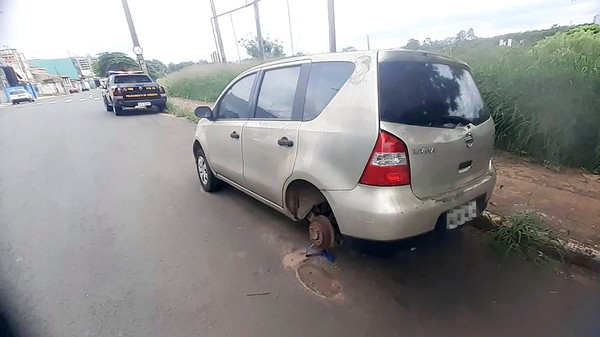 Nova Odessa intensifica fiscalização de veículos abandonados nas vias públicas