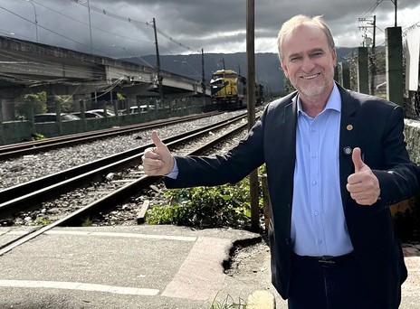 Dirceu Dalben acompanha obras para implantação do Trem Intercidades