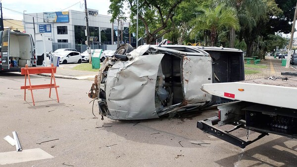 Conscientização no trânsito reúne veículos batidos em Sumaré