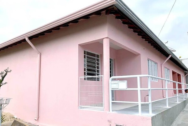 Nova Odessa entrega mantas para idosos da Vila Melhor Idade