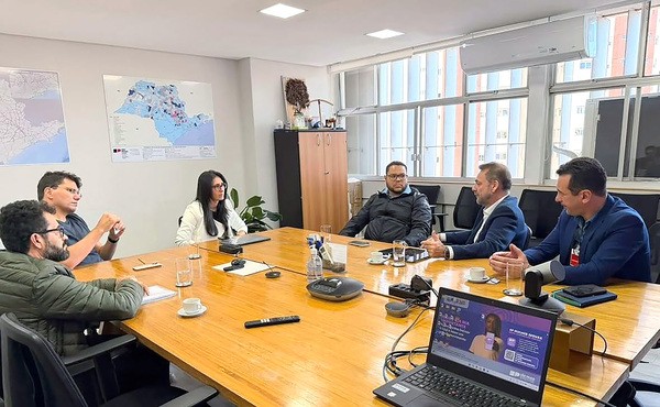 Danilo Barros discute Contorno Norte da Rodovia Dom Pedro com Estado